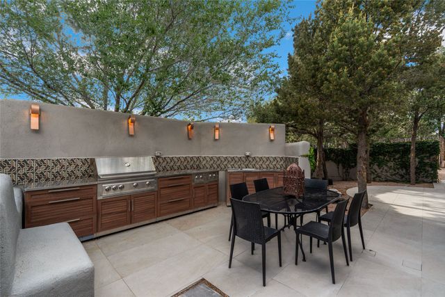 317 Cordova Lane, Santa Fe, NM 87505