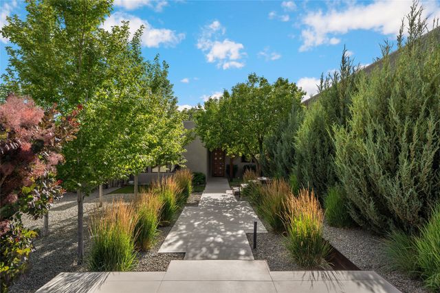 317 Cordova Lane, Santa Fe, NM 87505