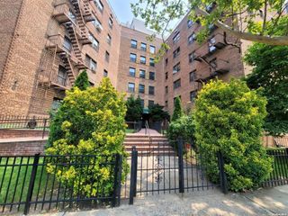 139-05 85th Drive 2G, Briarwood, NY 11435