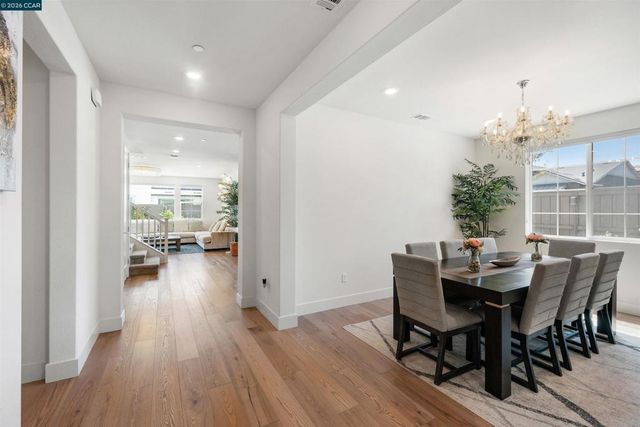 6274 Carousel Ave, Tracy, CA 95377