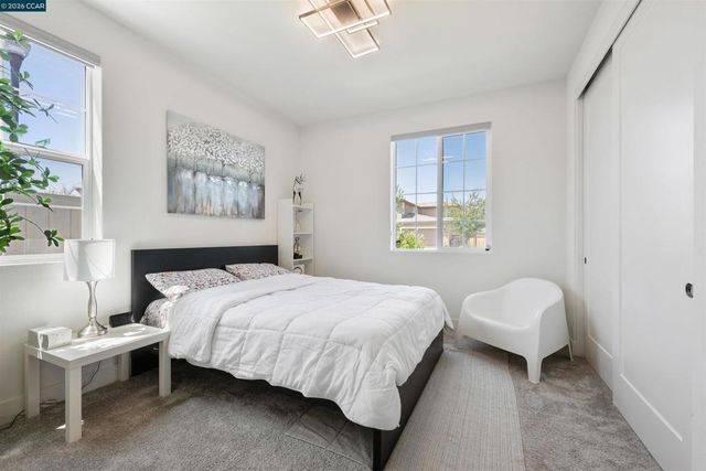 6274 Carousel Ave, Tracy, CA 95377