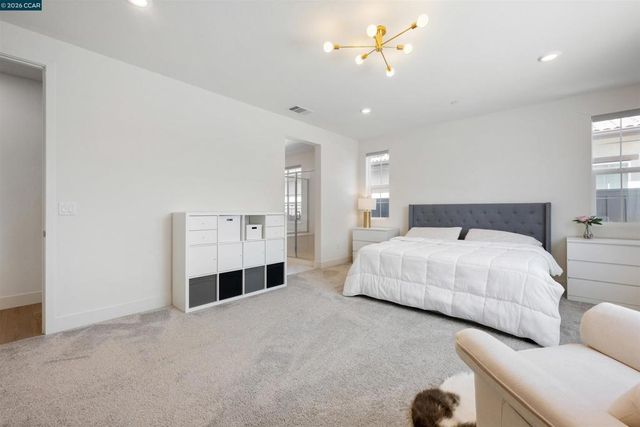6274 Carousel Ave, Tracy, CA 95377