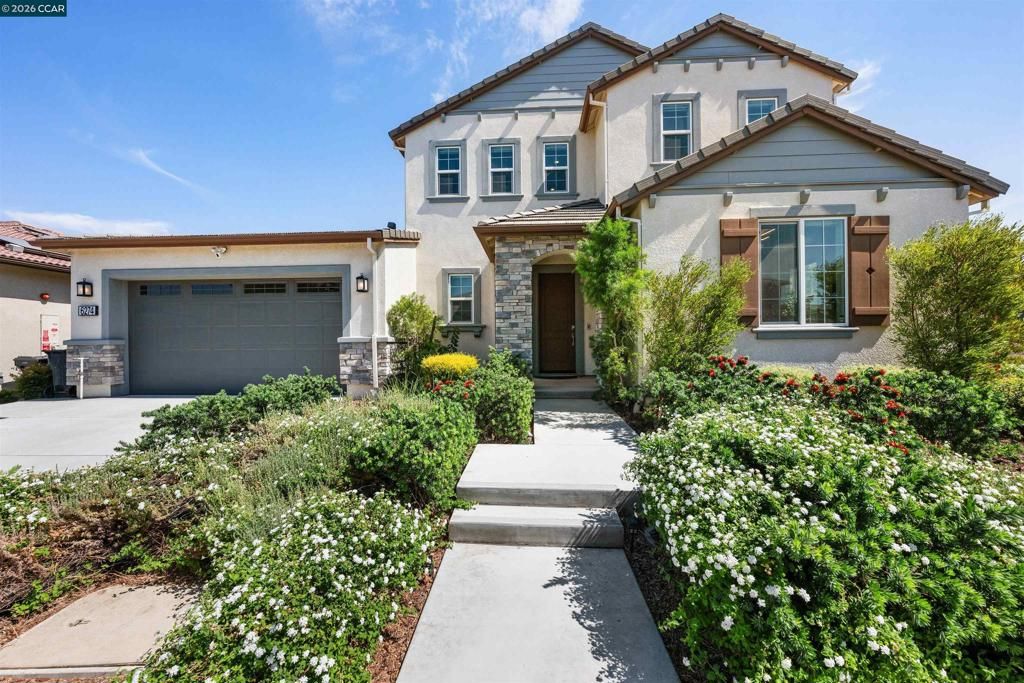 6274 Carousel Ave, Tracy, CA 95377