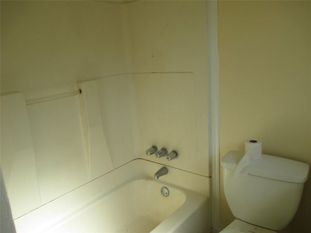 500 Harold Lane, Baytown, TX 77521