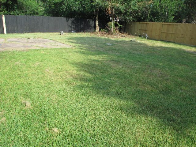500 Harold Lane, Baytown, TX 77521