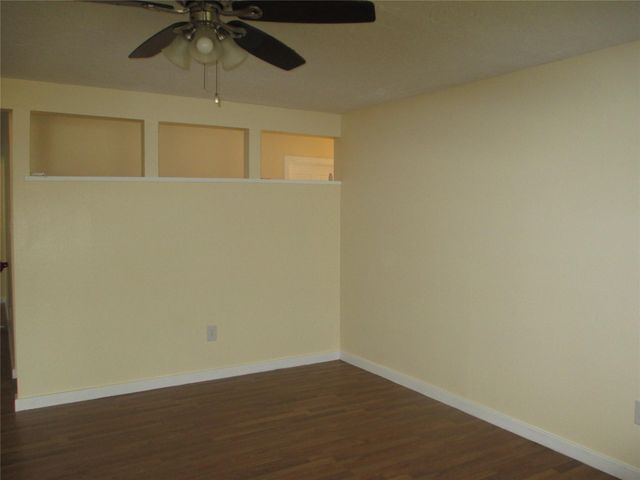 500 Harold Lane, Baytown, TX 77521