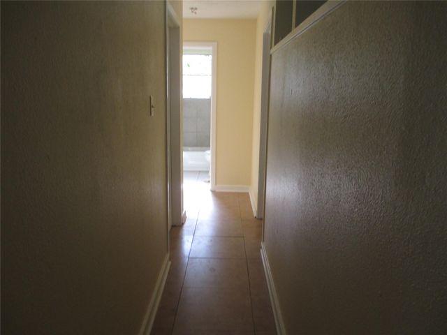 500 Harold Lane, Baytown, TX 77521