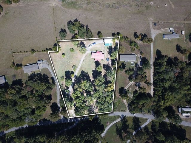 6184 Dewey Carr Rd, Bethpage, TN 37022