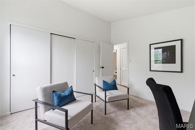 1961 Marine Terrace Drive I, St Louis, MO 63146