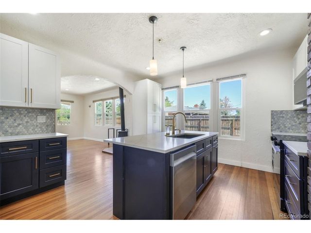 30 S Garrison St, Lakewood, CO 80226