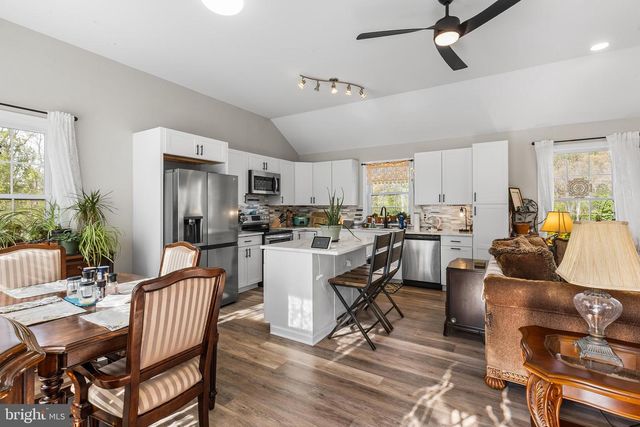 970 GRAVEL PIKE, Schwenksville, PA 19473