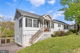 970 GRAVEL PIKE, Schwenksville, PA 19473