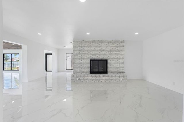 520 115TH AVENUE, Treasure Island, FL 33706