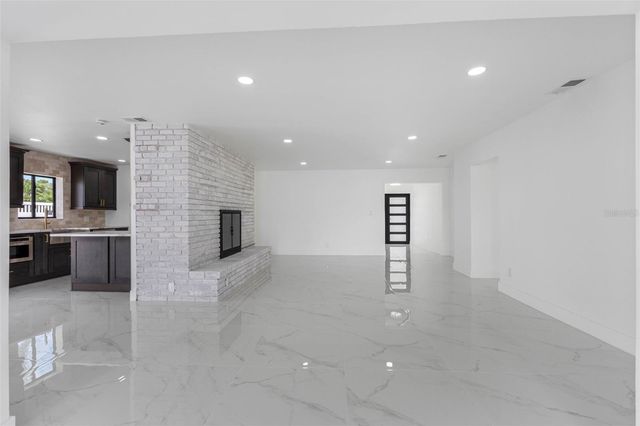 520 115TH AVENUE, Treasure Island, FL 33706