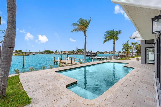 520 115TH AVENUE, Treasure Island, FL 33706