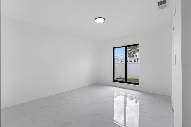 520 115TH AVENUE, Treasure Island, FL 33706