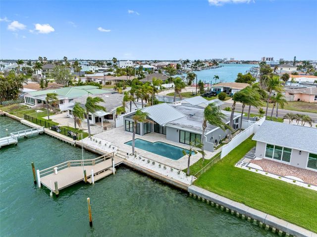 520 115TH AVENUE, Treasure Island, FL 33706