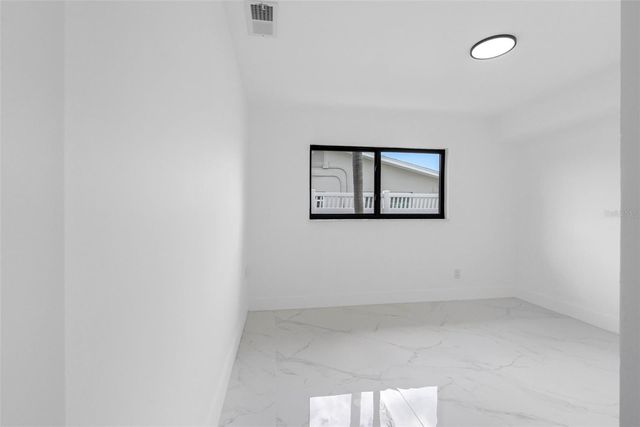 520 115TH AVENUE, Treasure Island, FL 33706