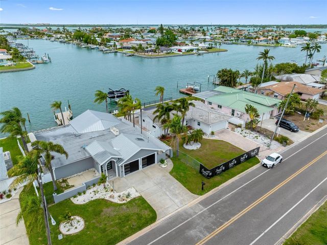 520 115TH AVENUE, Treasure Island, FL 33706