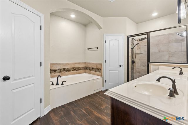 8213 Wellcrest Drive, Killeen, TX 76542