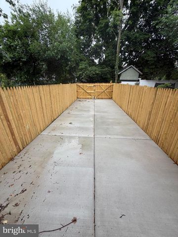 227 CEDAR AVE, Oaklyn, NJ 08107