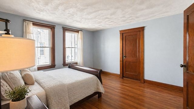 86 Howard St 1, Waltham, MA 02451