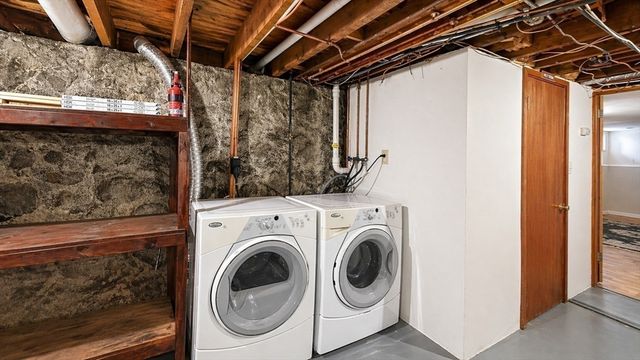 86 Howard St 1, Waltham, MA 02451