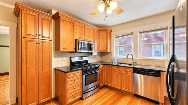 86 Howard St 1, Waltham, MA 02451