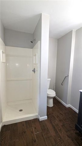 9909 E 76th Terrace, Raytown, MO 64138