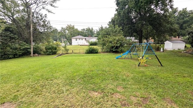 9909 E 76th Terrace, Raytown, MO 64138