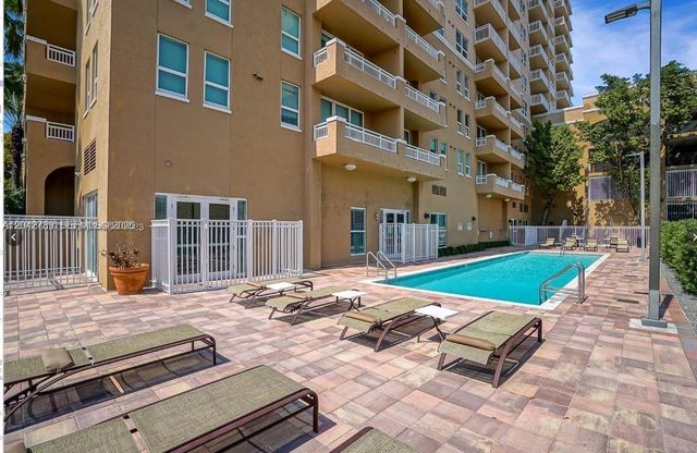 2665 SW 37th Avenue 101, Miami, FL 33133