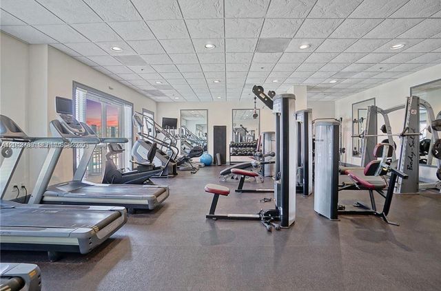2665 SW 37th Avenue 101, Miami, FL 33133
