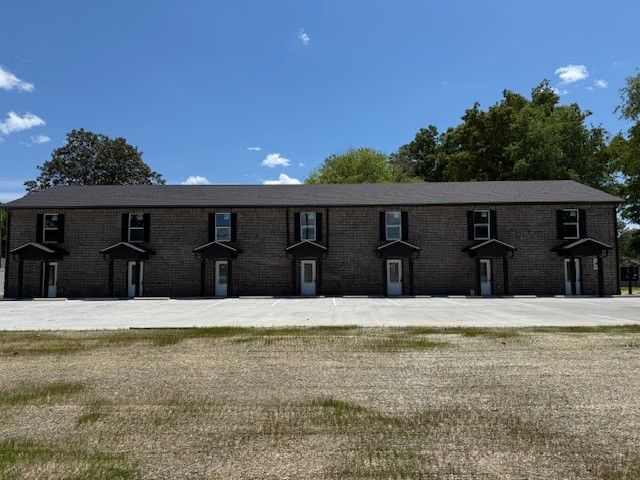 1416 E Lincoln St, Tullahoma, TN 37388