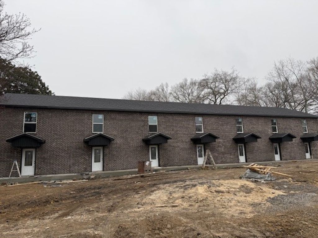 1416 E Lincoln St, Tullahoma, TN 37388