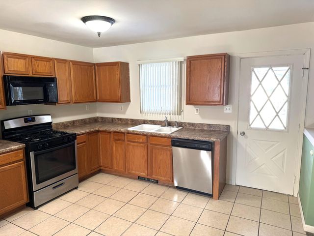 288 E High Street, Wheatfield, IN 46392