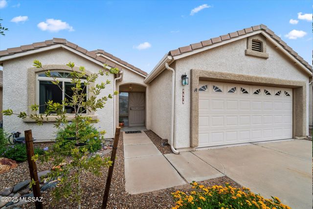 8573 S Masthead Drive, Tucson, AZ 85756