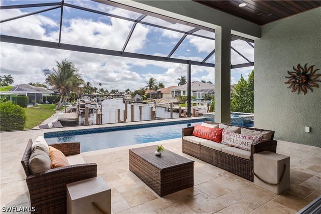 1517 Buccaneer CT, Marco Island, FL 34145