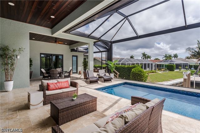 1517 Buccaneer CT, Marco Island, FL 34145