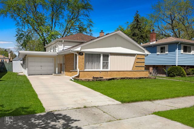 4704 W 99th Street, Oak Lawn, IL 60453