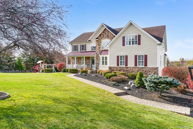 59 Spy Glass Hill, Hopewell Junction, NY 12533