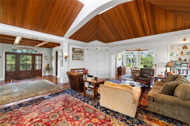 16475 Captiva DR, Captiva, FL 33924