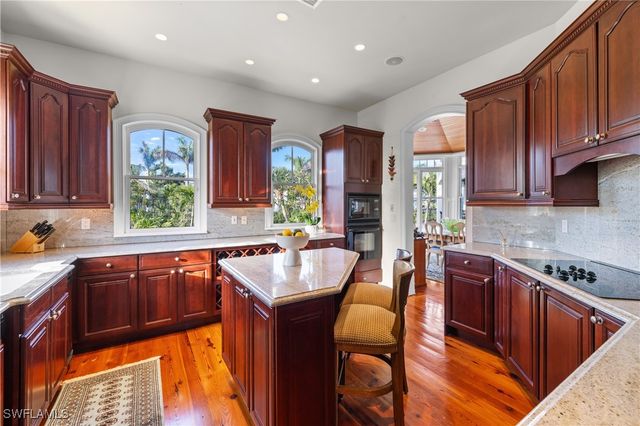 16475 Captiva DR, Captiva, FL 33924