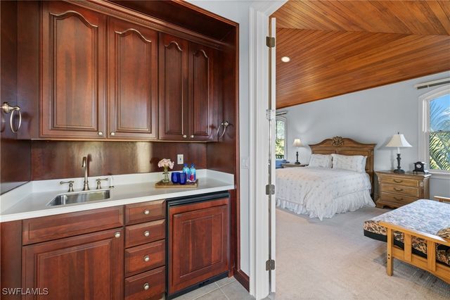 16475 Captiva DR, Captiva, FL 33924