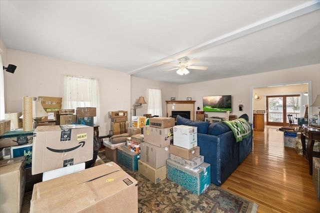 46 Great Pond Rd, Weymouth, MA 02190