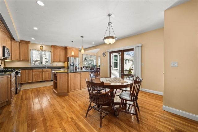 46 Great Pond Rd, Weymouth, MA 02190