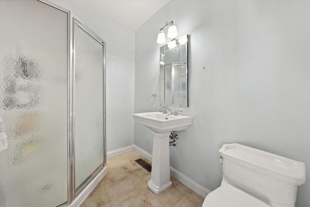 46 Great Pond Rd, Weymouth, MA 02190