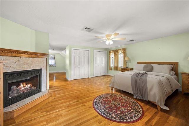 46 Great Pond Rd, Weymouth, MA 02190