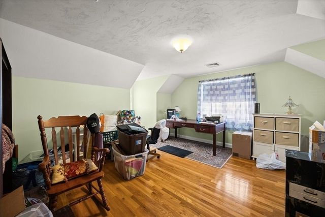 46 Great Pond Rd, Weymouth, MA 02190