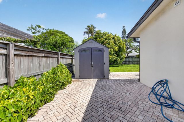 115 NW 7th Street, Boca Raton, FL 33432