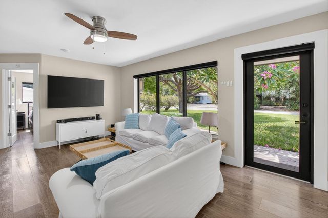115 NW 7th Street, Boca Raton, FL 33432